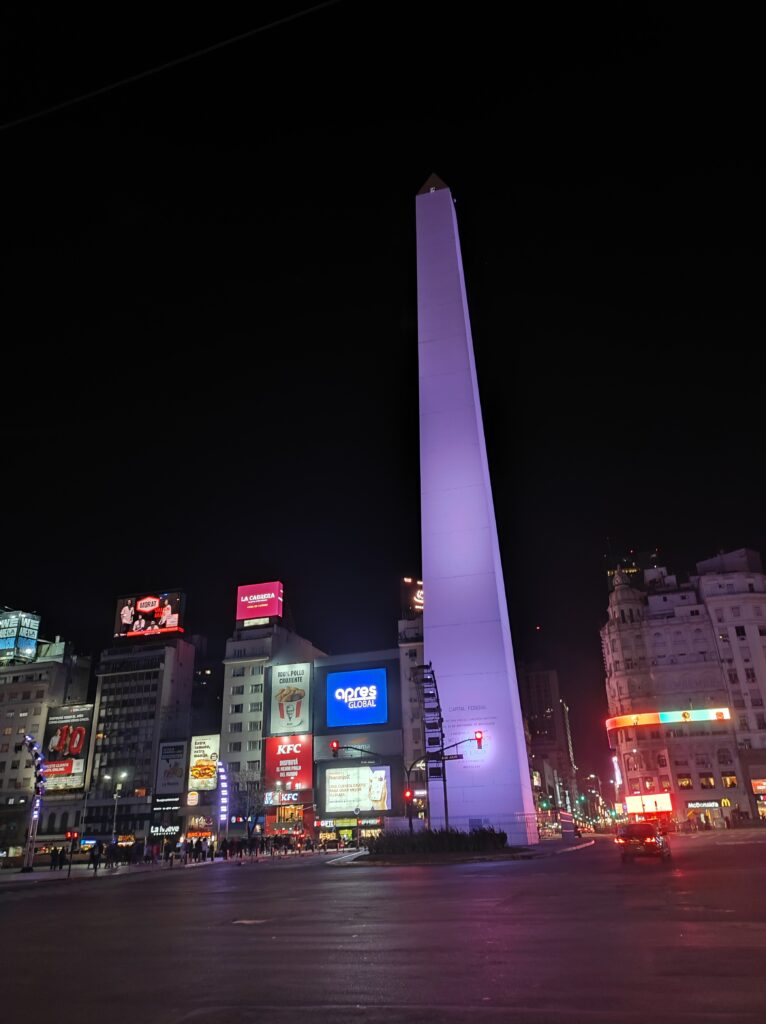 Obelisco, Avenida Corrientes - Buenos Aires