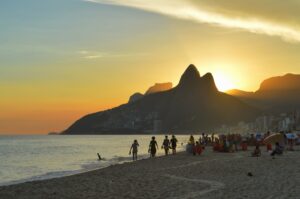 praias mais bonitas do brasil - ipanema